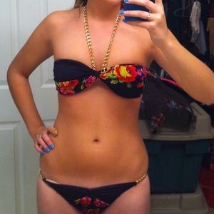 EUC • Victoria’s Secret bandeau set